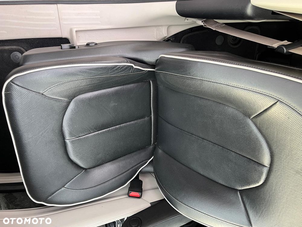 Chrysler Pacifica - 21