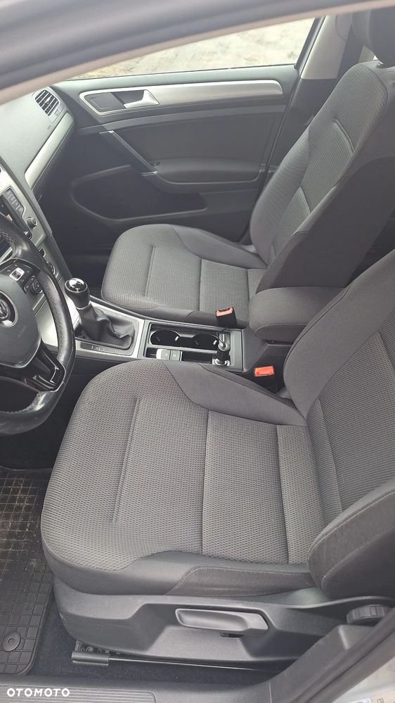 Volkswagen Golf 1.6 TDI BlueMotion Trendline - 10