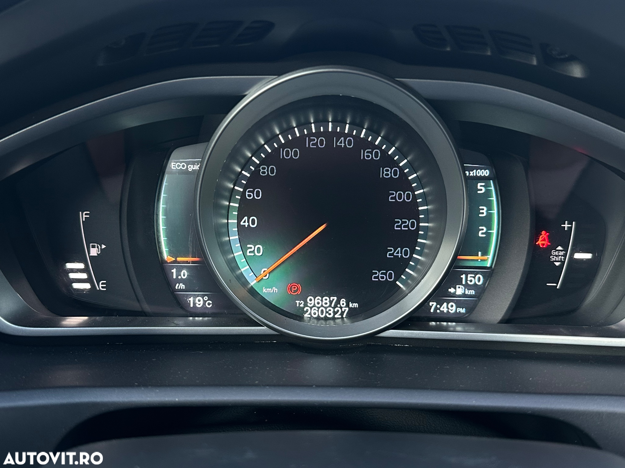 Volvo V40 D4 Summum - 23
