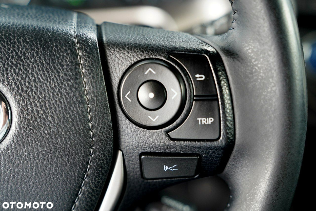 Toyota RAV4 - 30