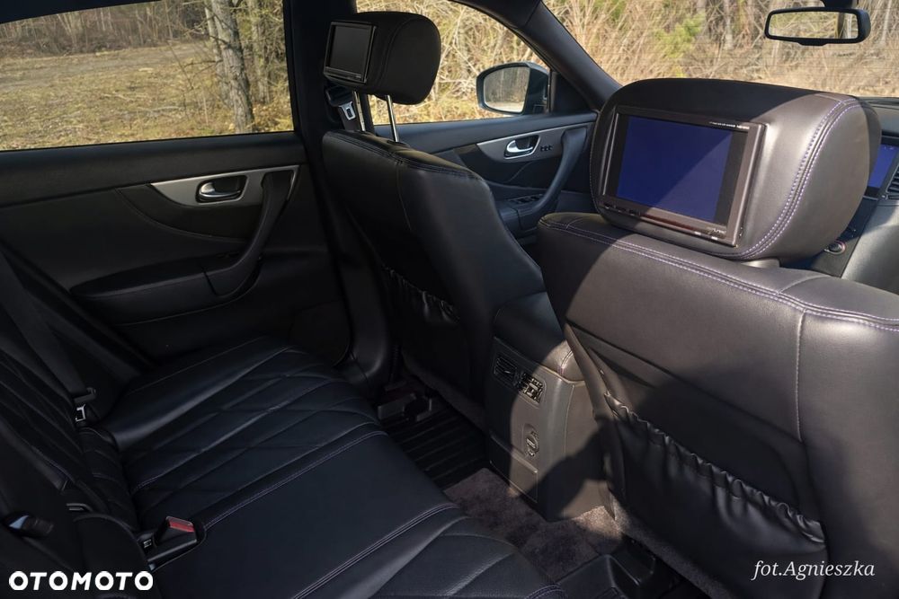 Infiniti Q70 3.0d S - 5