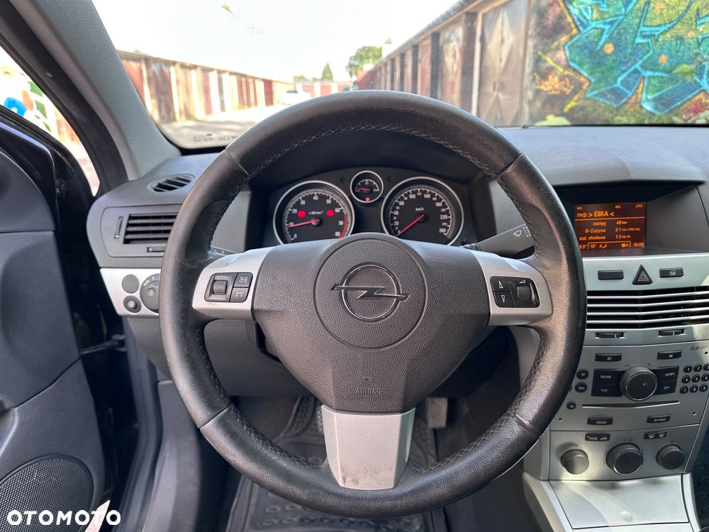 Opel Astra 1.6 Edition - 12