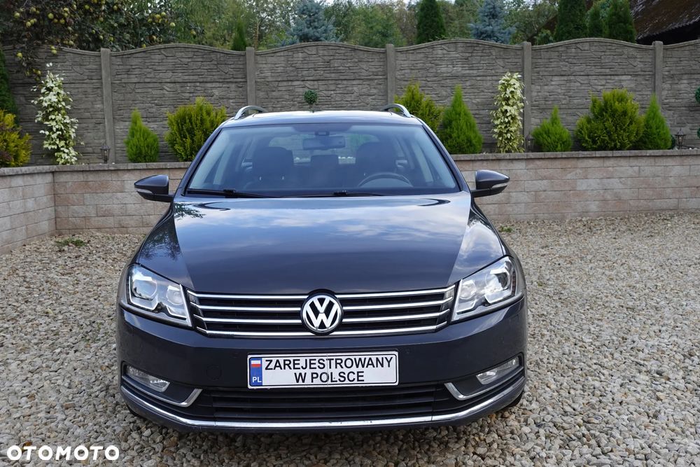Volkswagen Passat - 16
