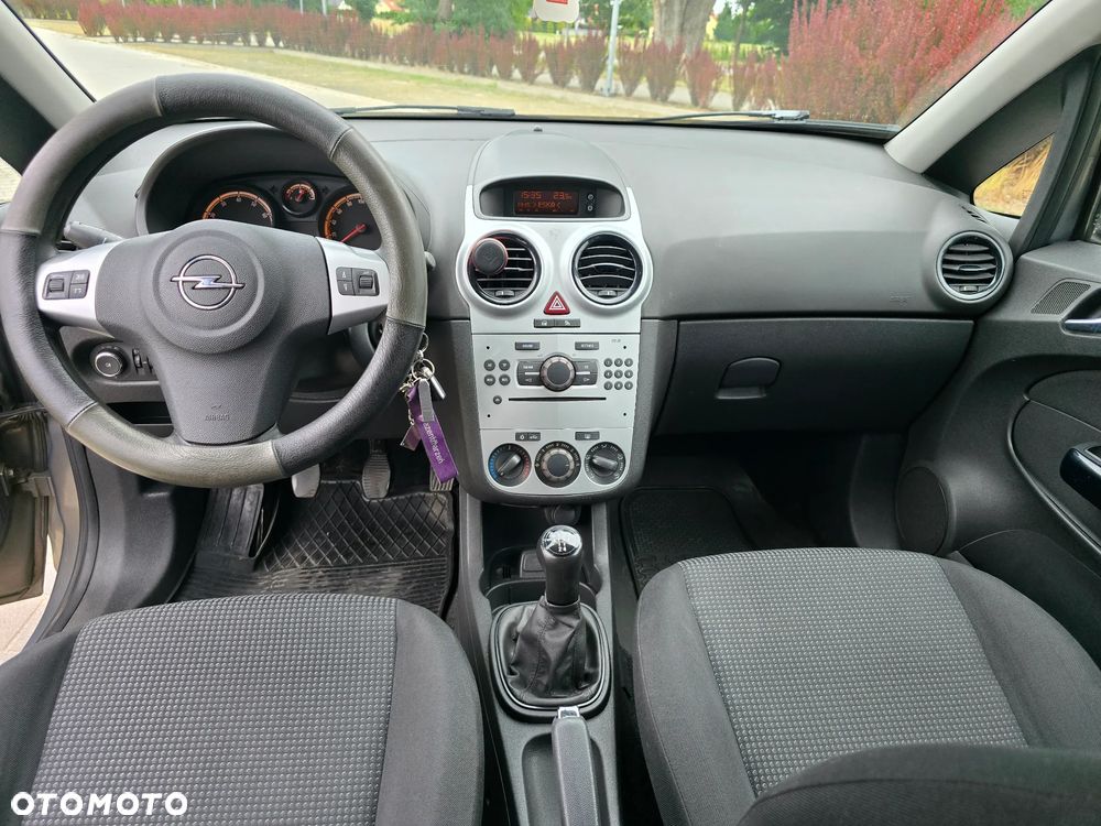 Opel Corsa 1.2 16V Enjoy - 8