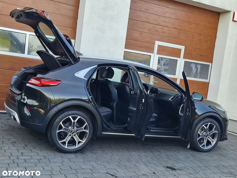 Kia XCeed - 11