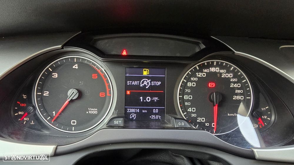 Audi A4 Avant 2.0 TDI exclusive - 18