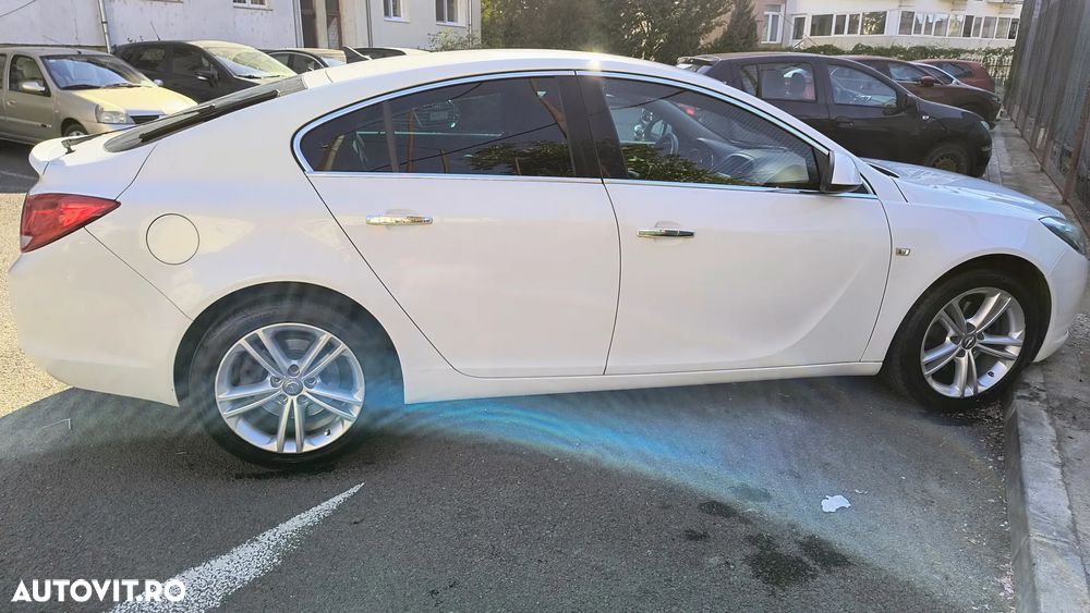 Opel Insignia - 4