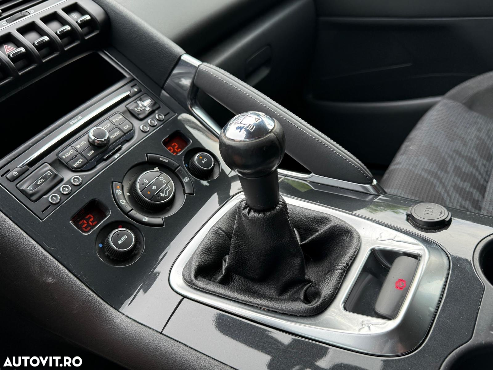 Peugeot 3008 1.6 VTi Acces - 23