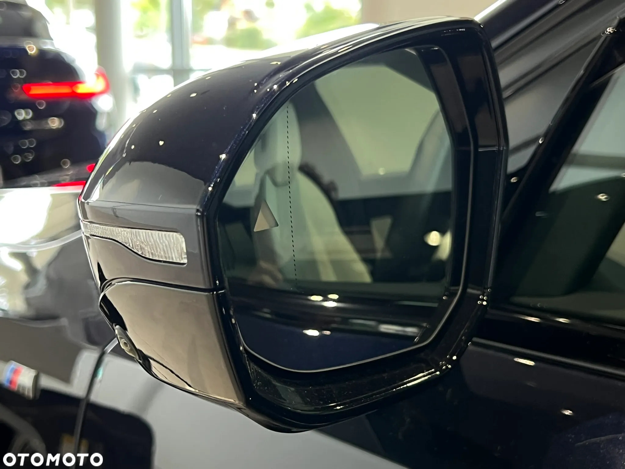 BMW Seria 5 530e xDrive PHEV M Sport - 14