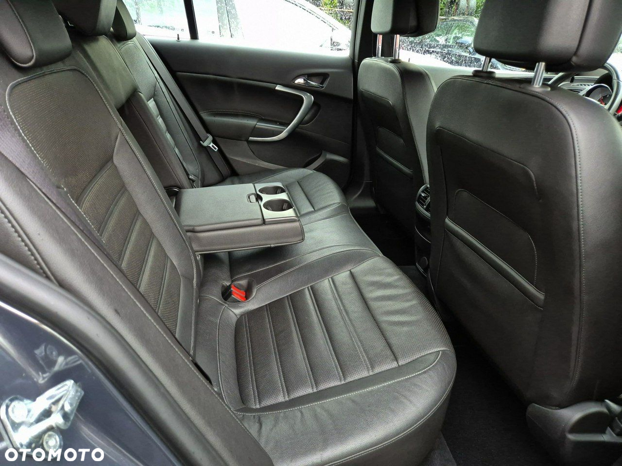 Opel Insignia - 21