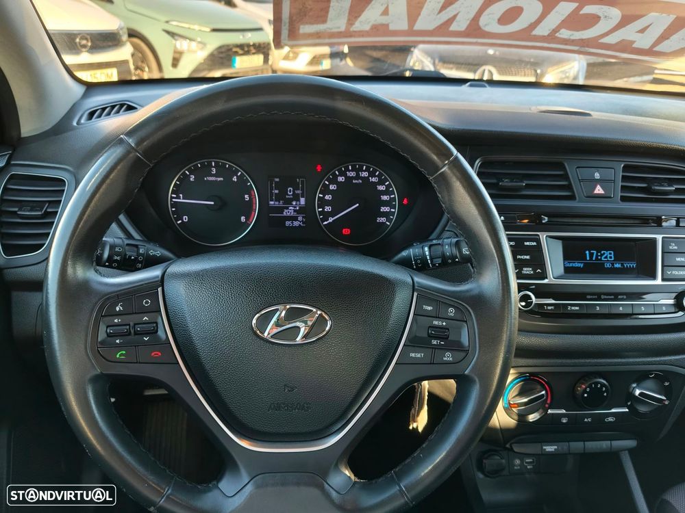 Hyundai i20 1.1 CRDi Comfort - 12