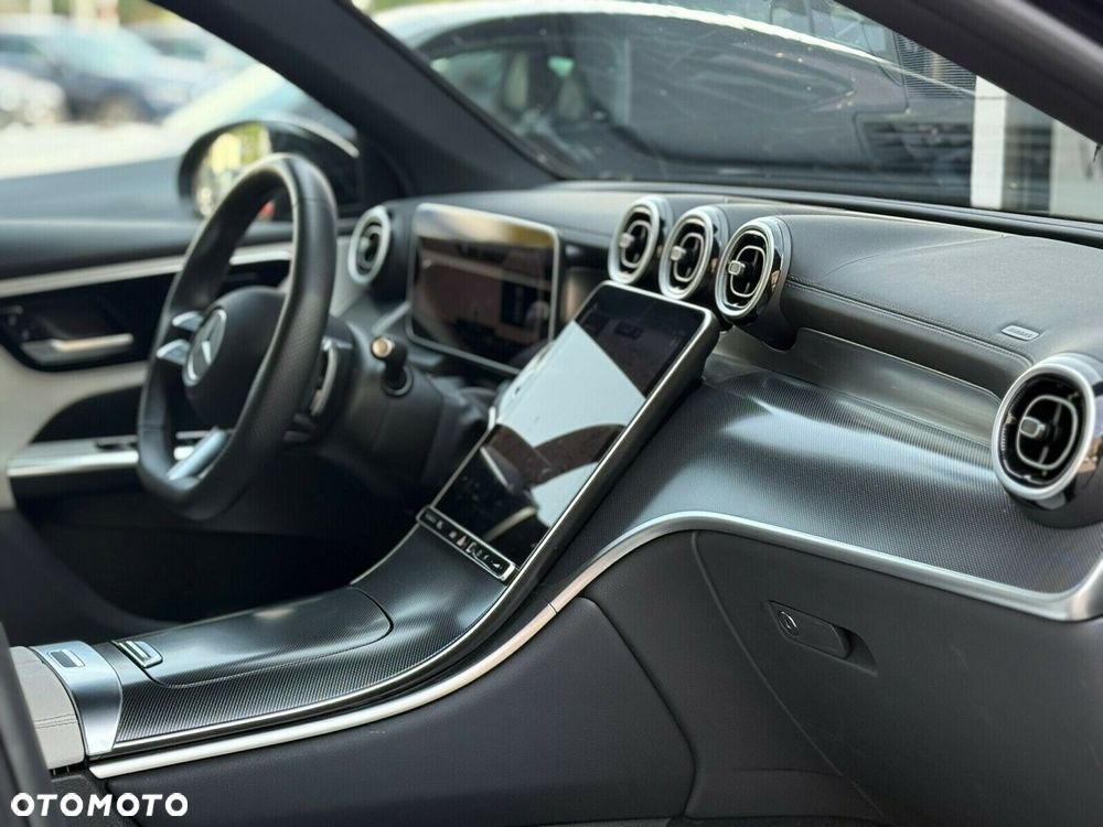 Mercedes-Benz GLC Coupe 200 mHEV 4-Matic AMG Line - 19