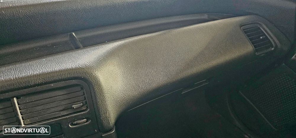 Honda CRX 1.6 VTEC - 28