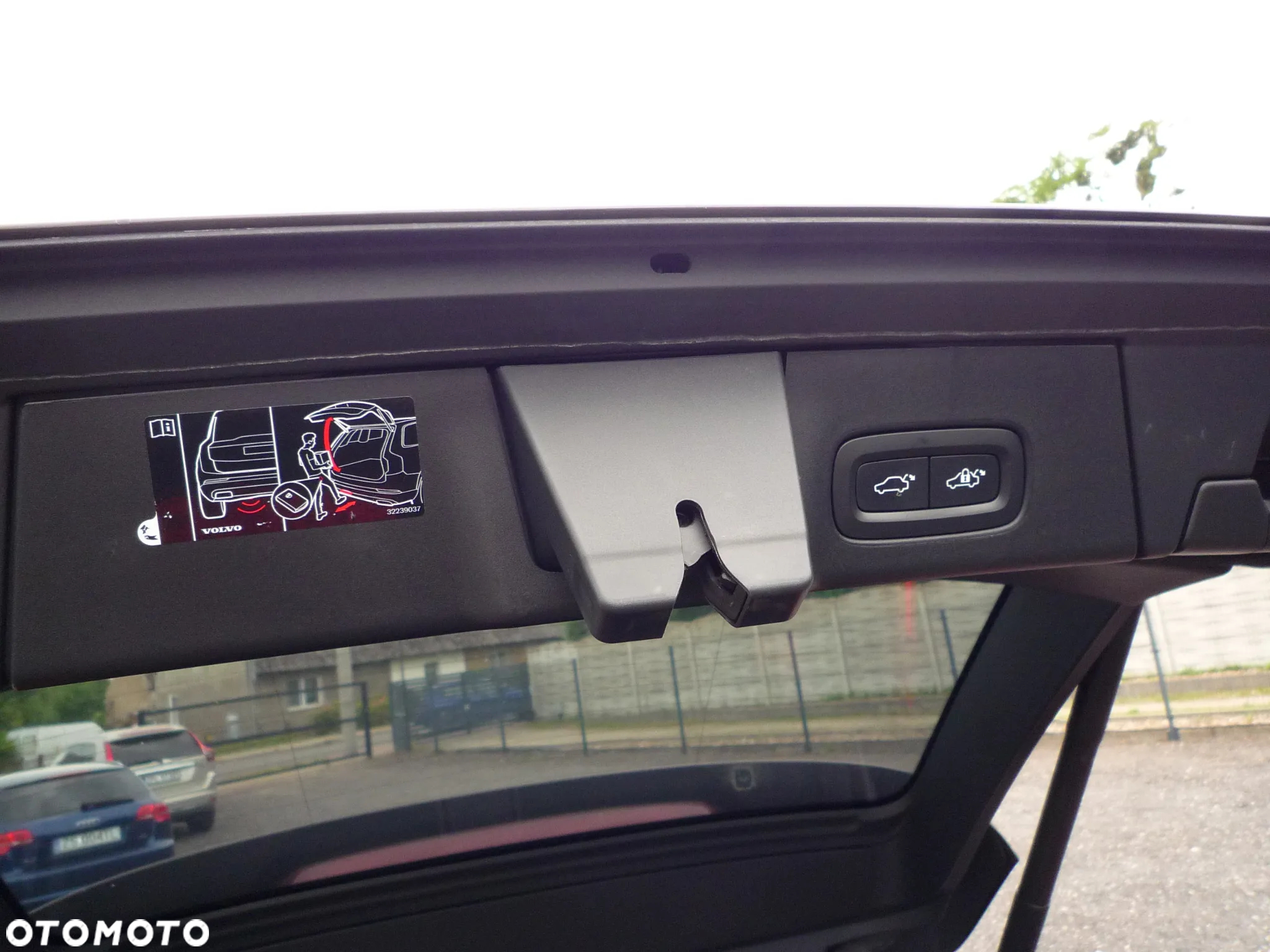Volvo V90 D4 SCR AWD Inscription - 35