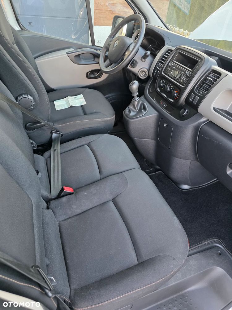 Renault TRAFIC - 13