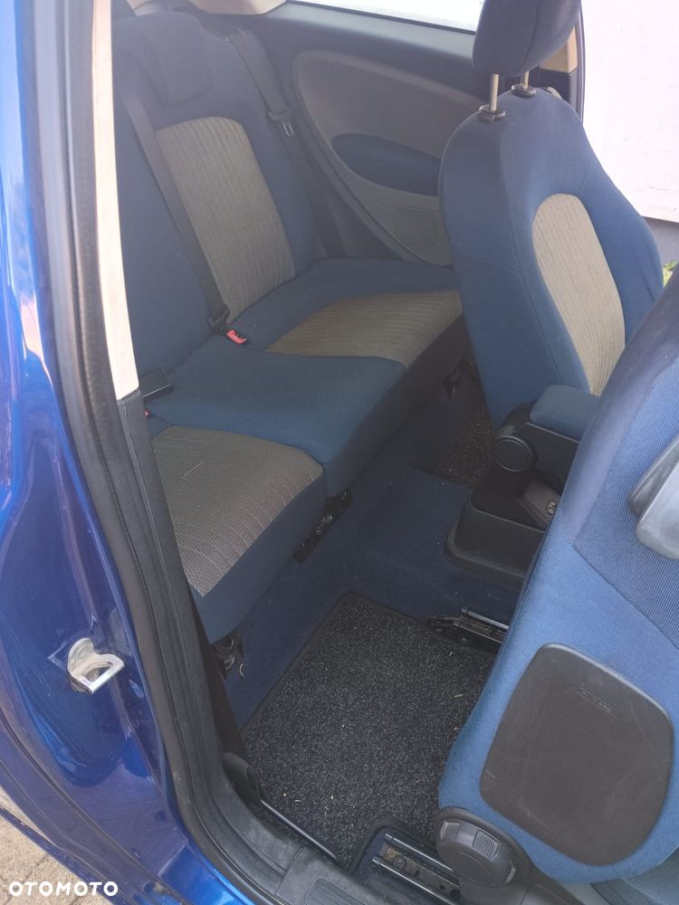 Fiat Grande Punto 1.3 Multijet 16V Dynamic - 24