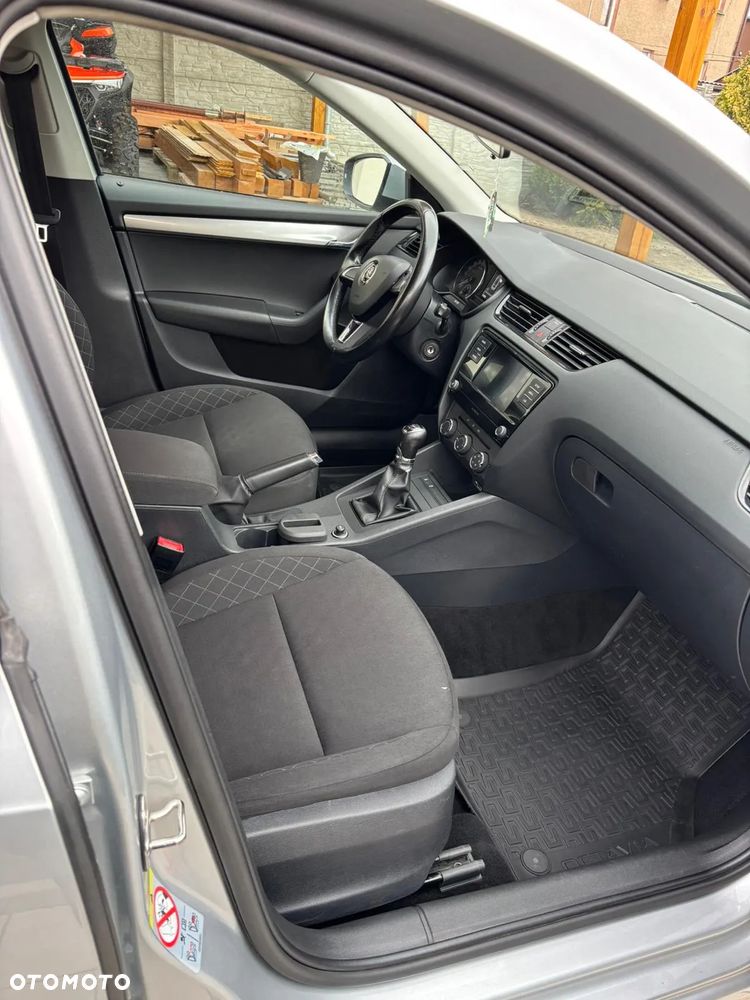 Skoda Octavia 1.6 TDI Ambition - 8