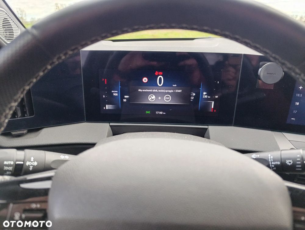 Opel Astra 1.2 T GS Line S&S - 12