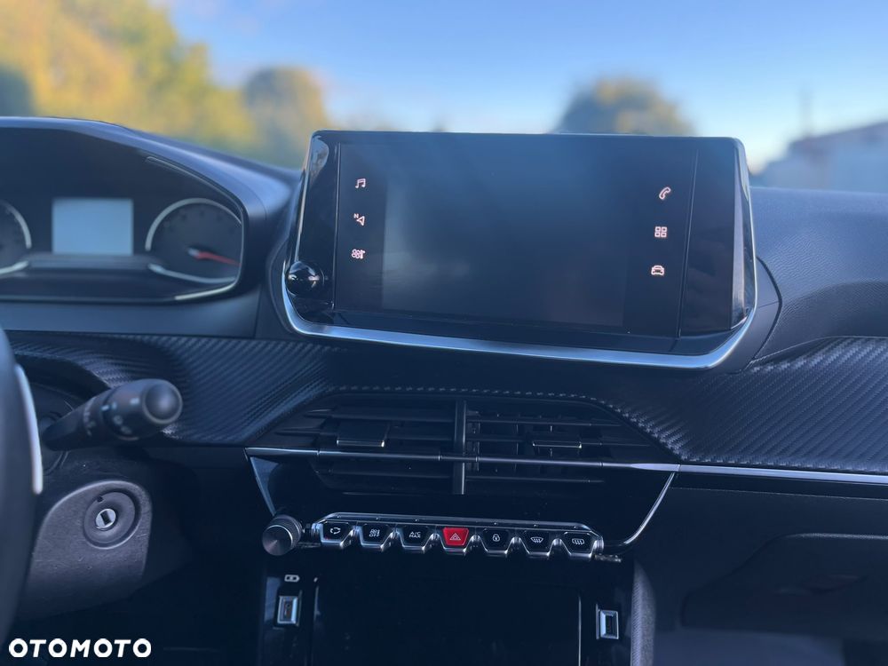 Peugeot 2008 BlueHDi 130 EAT8 Allure - 10