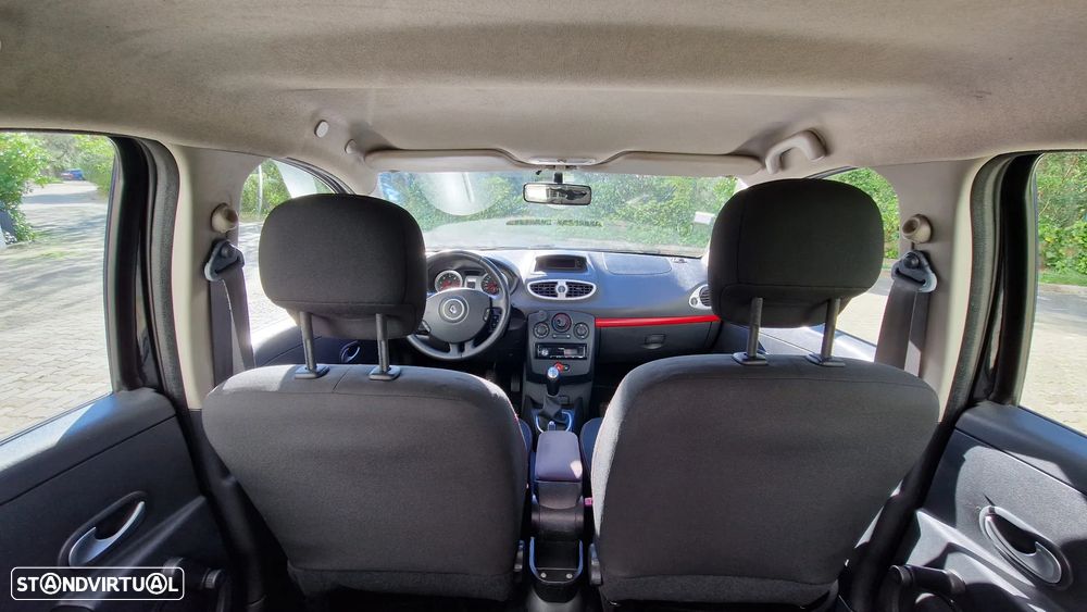 Renault Clio 1.5 dCi Business - 19