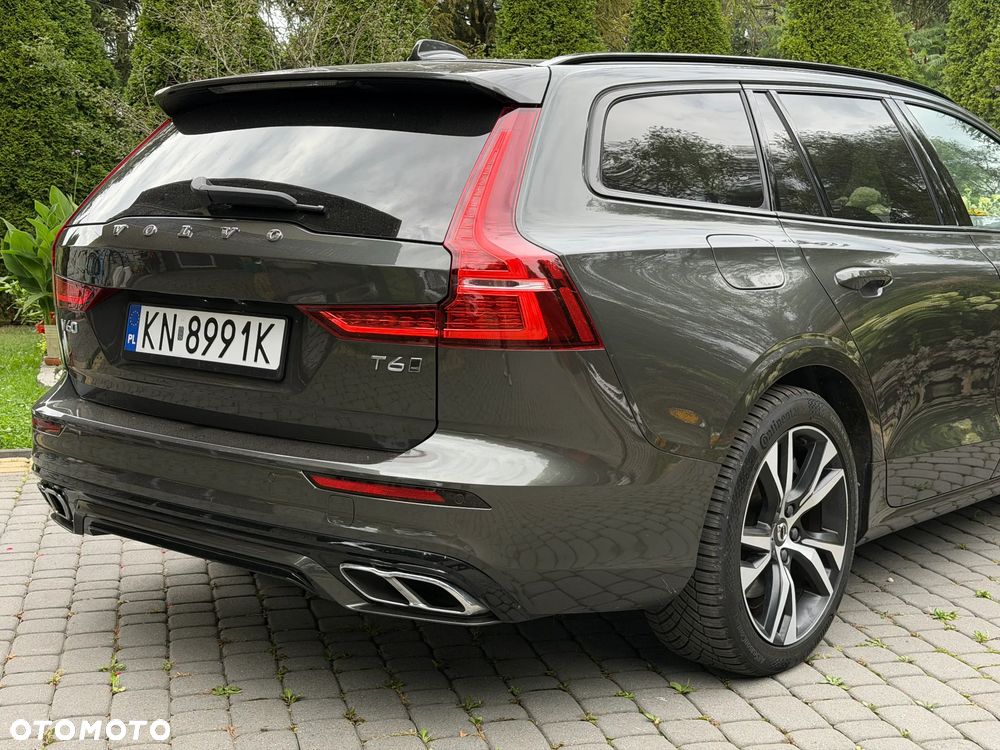 Volvo V60 T6 AWD Geartronic R-Design - 12