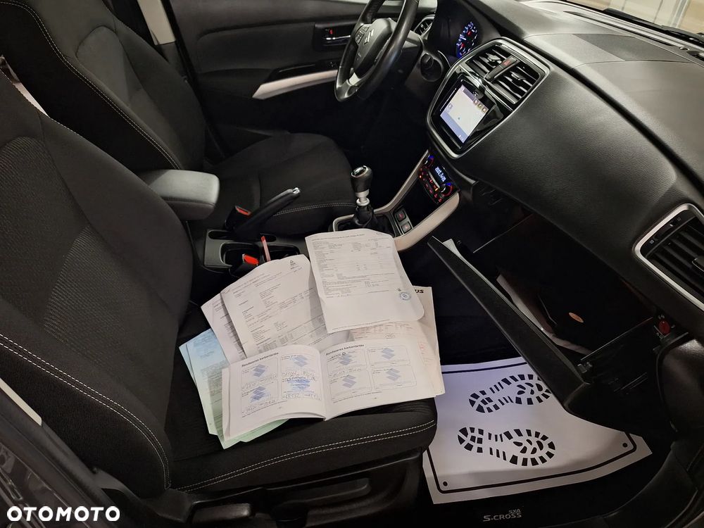 Suzuki SX4 S-Cross - 38