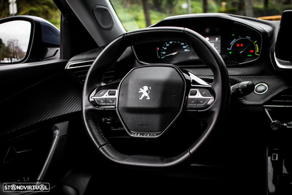 Peugeot e-2008 Allure - 34