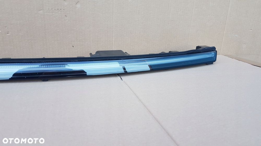 lampa przód blenda mercedes eqa led - 5