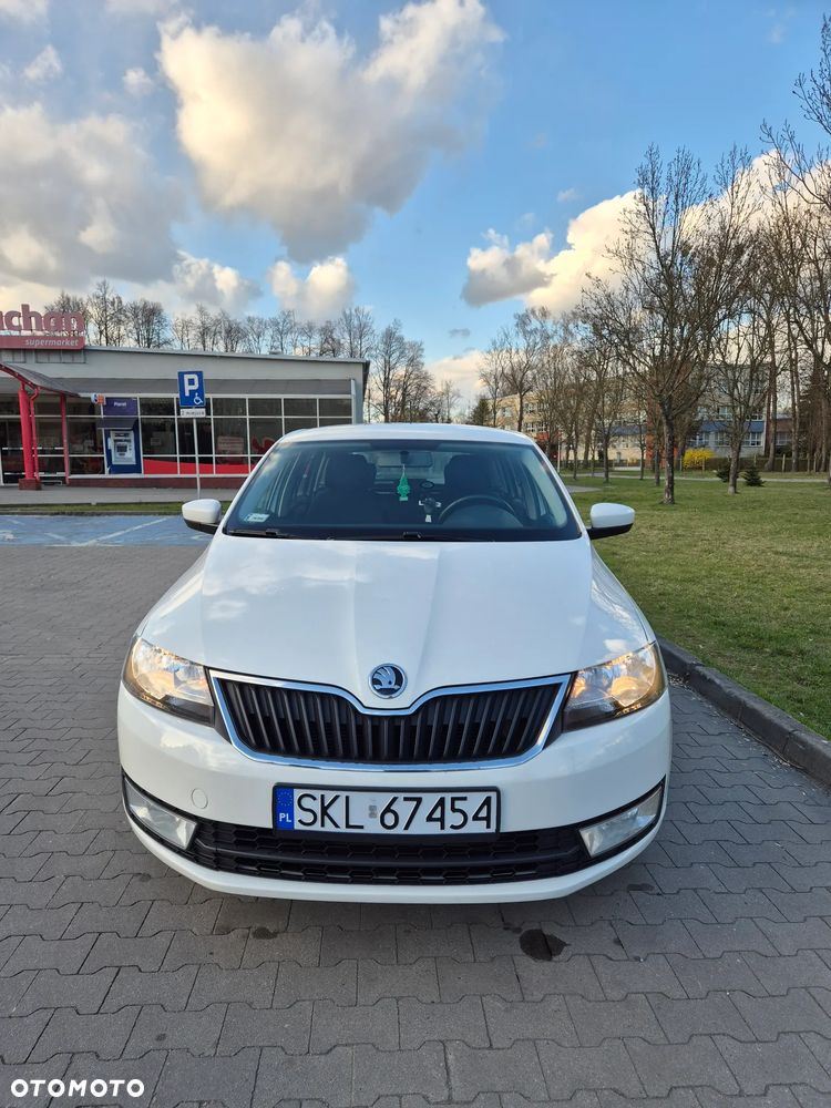 Skoda RAPID 1.6 TDI DPF Ambition Max - 21