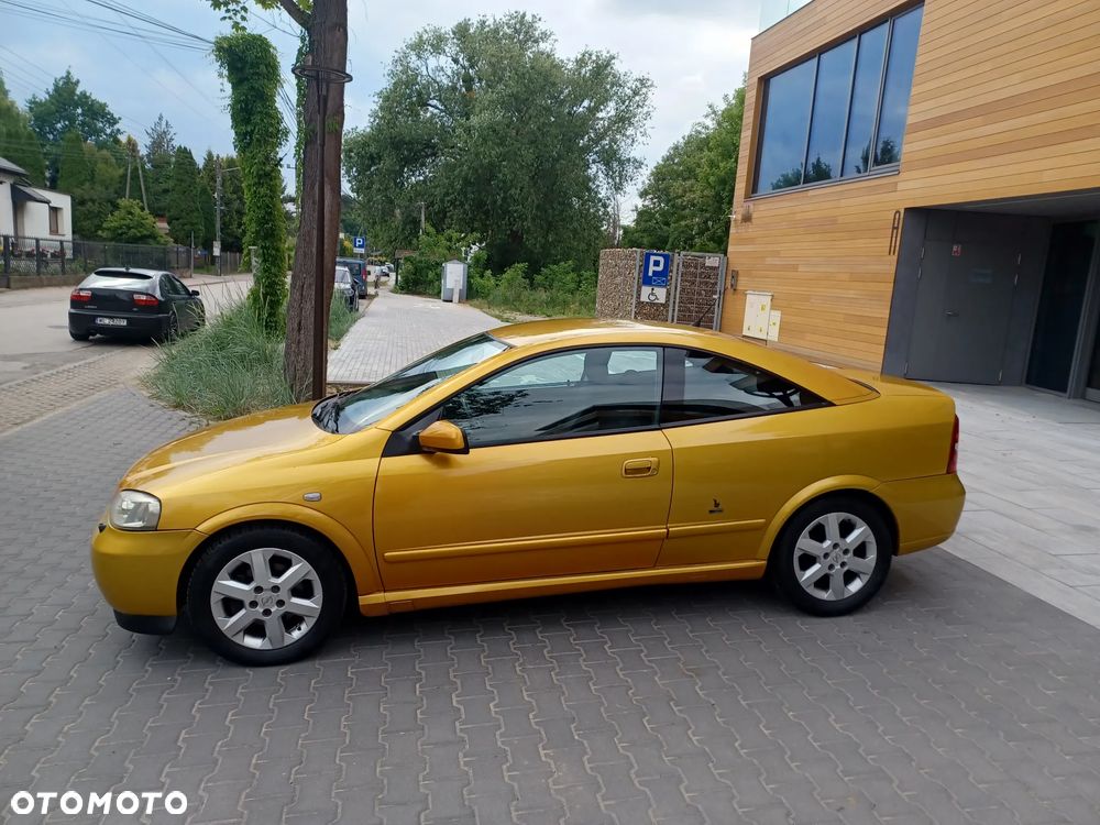 Opel Astra 2.2 Bertone - 14