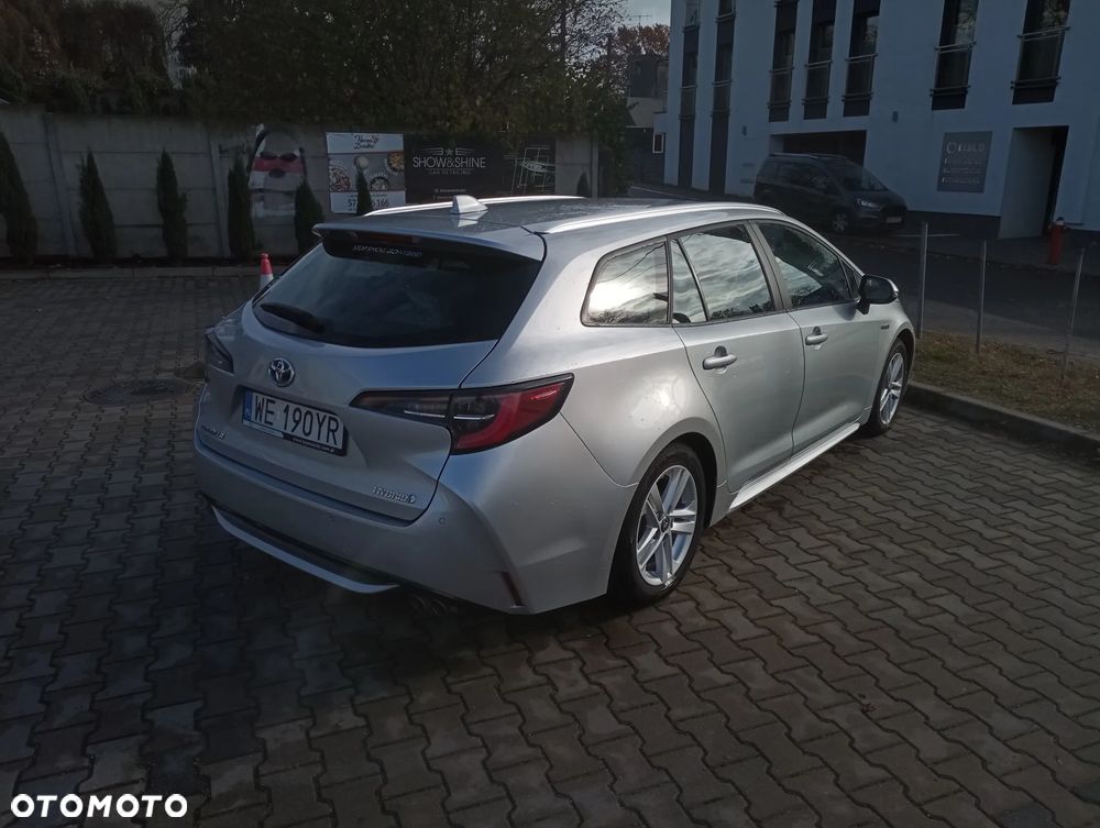 Toyota Corolla 2.0 Hybrid Comfort - 2