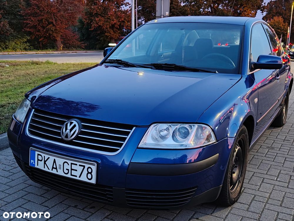 Volkswagen Passat 1.9 TDI Comfortline - 10