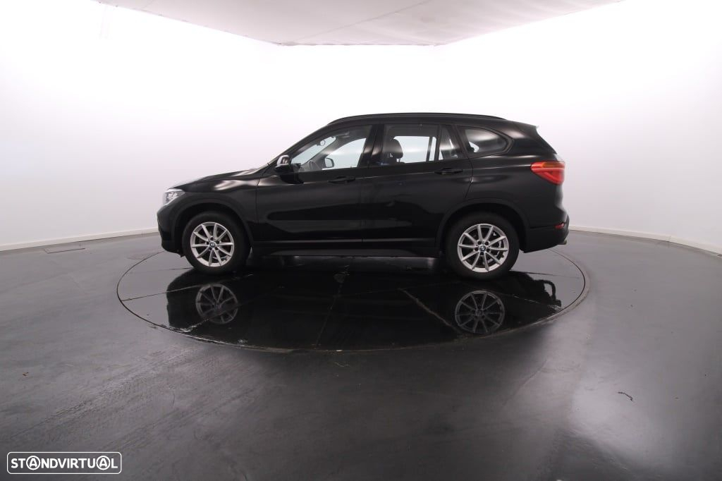 BMW X1 16 d sDrive Advantage - 3