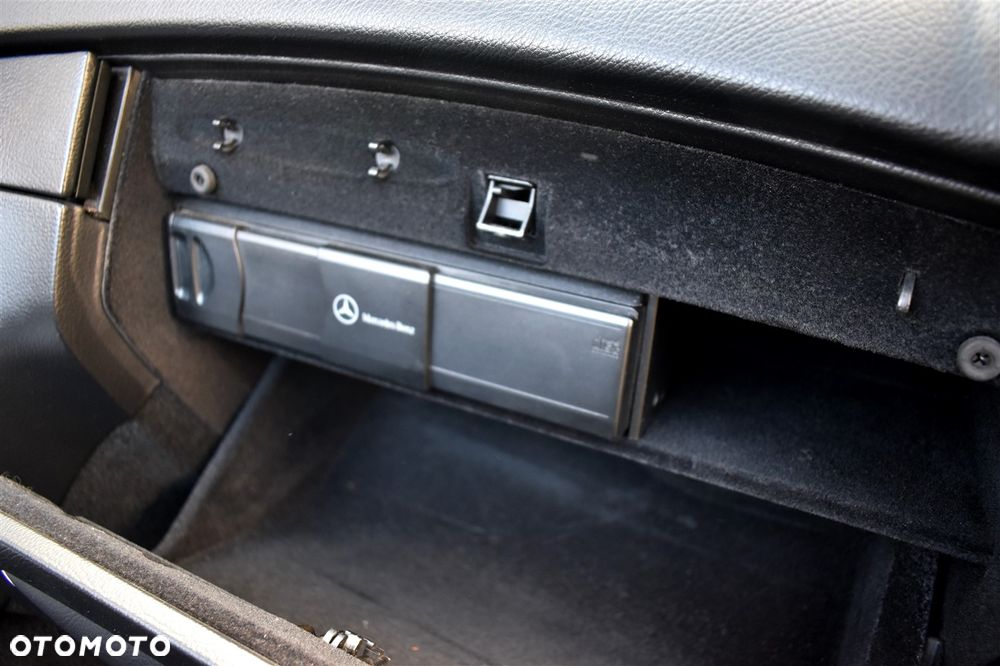 Mercedes-Benz CLK 200 Kompressor Automatik Avantgarde - 36
