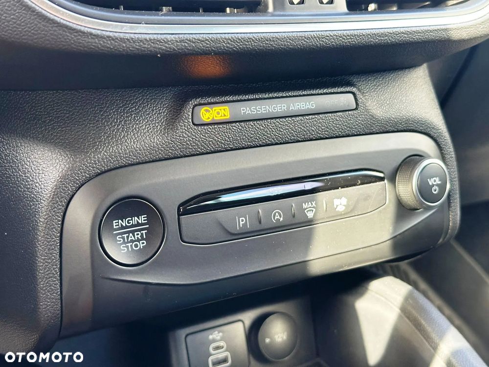 Ford Focus 1.0 EcoBoost Titanium Style - 16