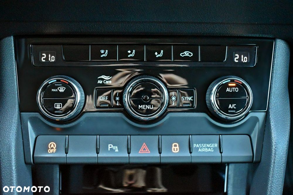 Skoda Karoq 1.5 TSI ACT Ambition - 24