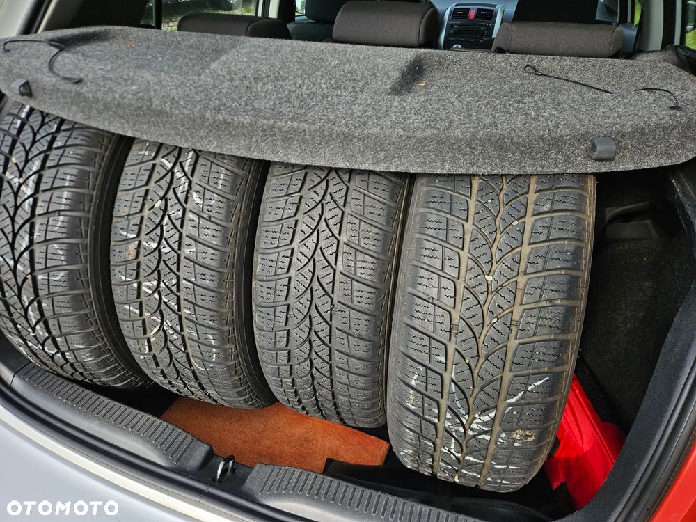Toyota Auris 1.6 Edition - 25