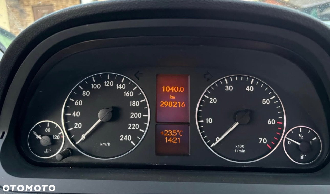 Mercedes-Benz Klasa A 150 Elegance - 16