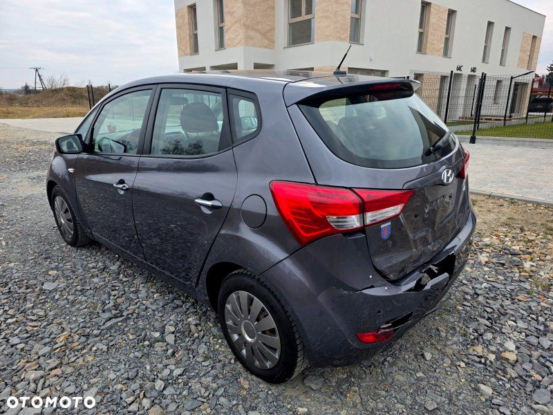 Hyundai ix20 1.4 Fifa World Cup Edition - 6