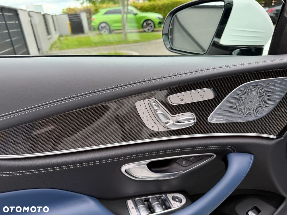 Mercedes-Benz CLS 300 d 4Matic 9G-TRONIC AMG Line - 40
