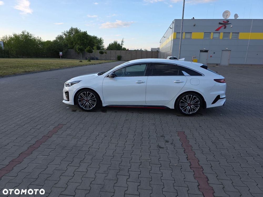 Kia ProCeed 1.6 T-GDI GT DCT - 2