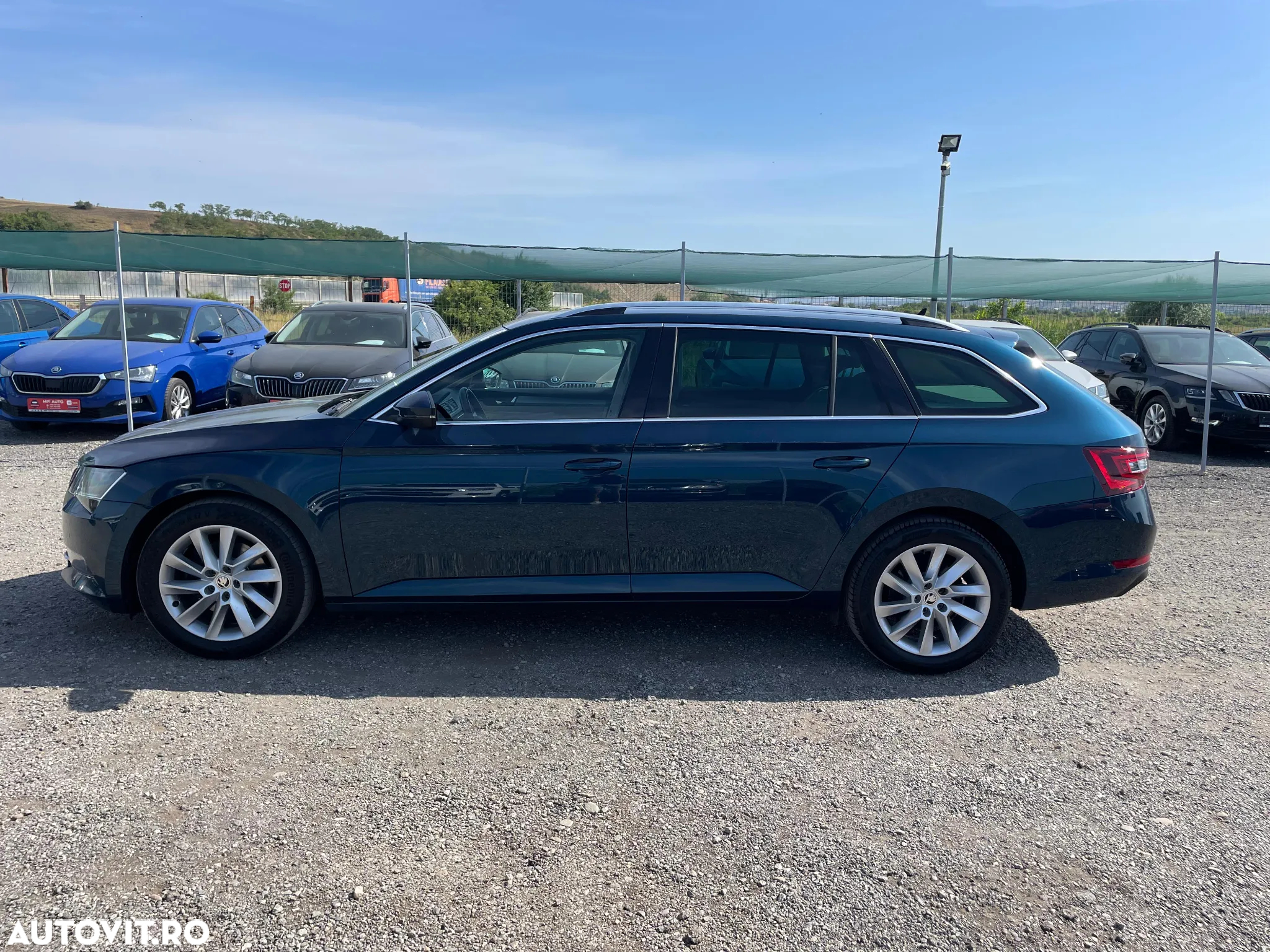 Skoda Superb Combi 2.0 TDI Style - 6