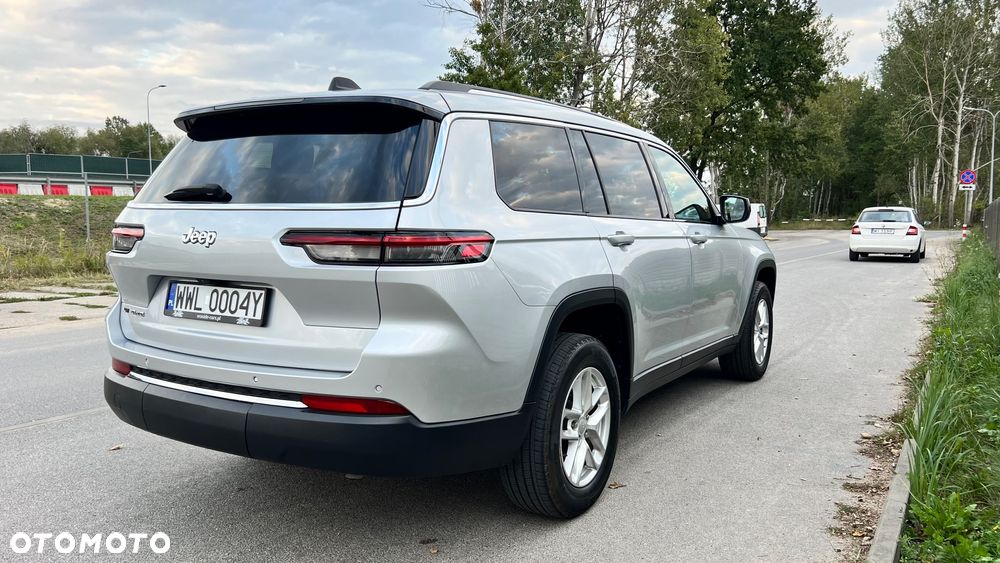 Jeep Grand Cherokee - 19