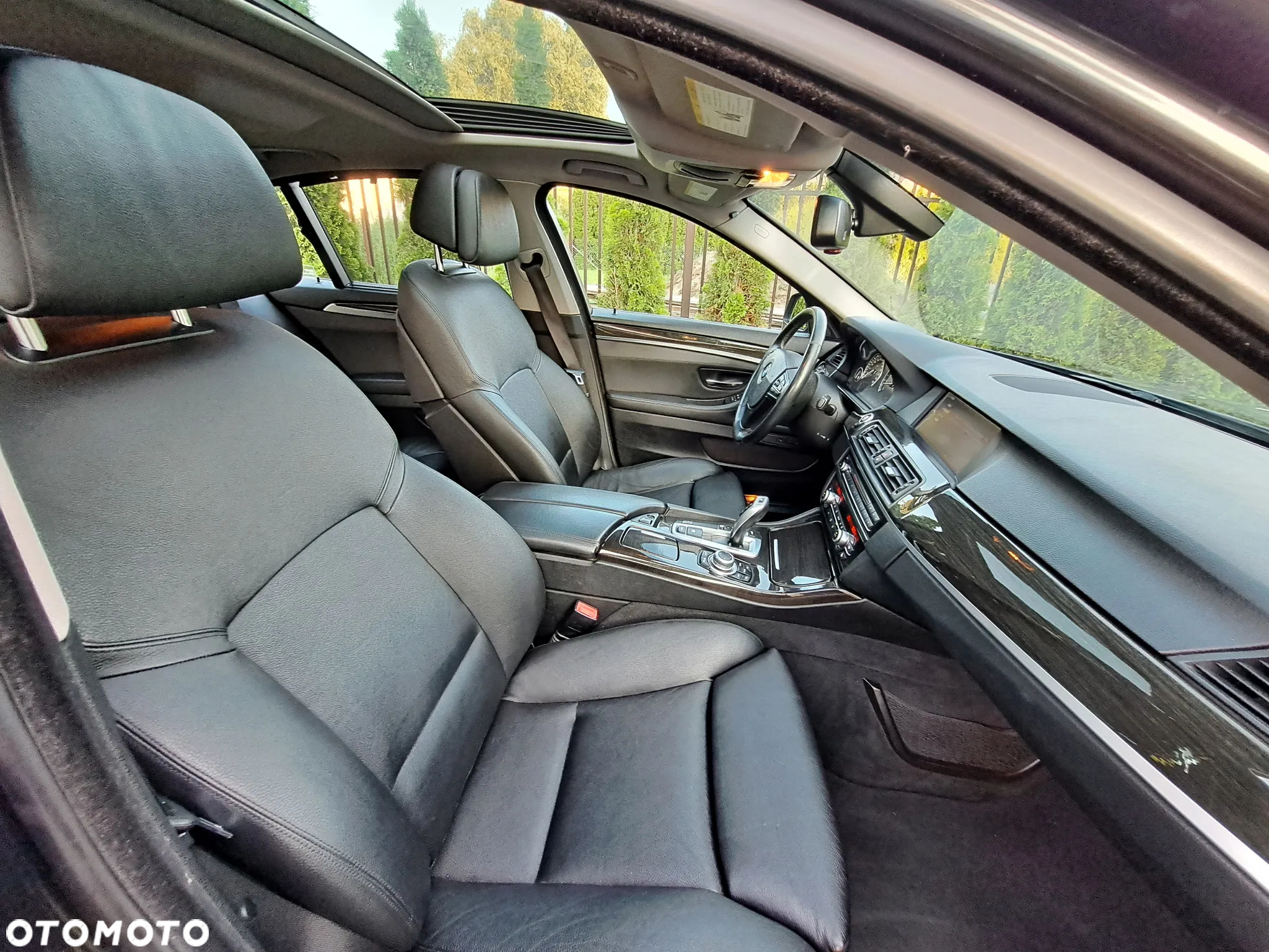 BMW Seria 5 535i xDrive - 26
