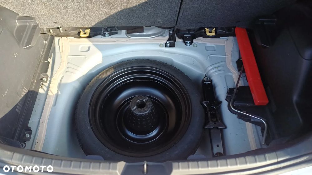 Toyota Yaris Cross - 12