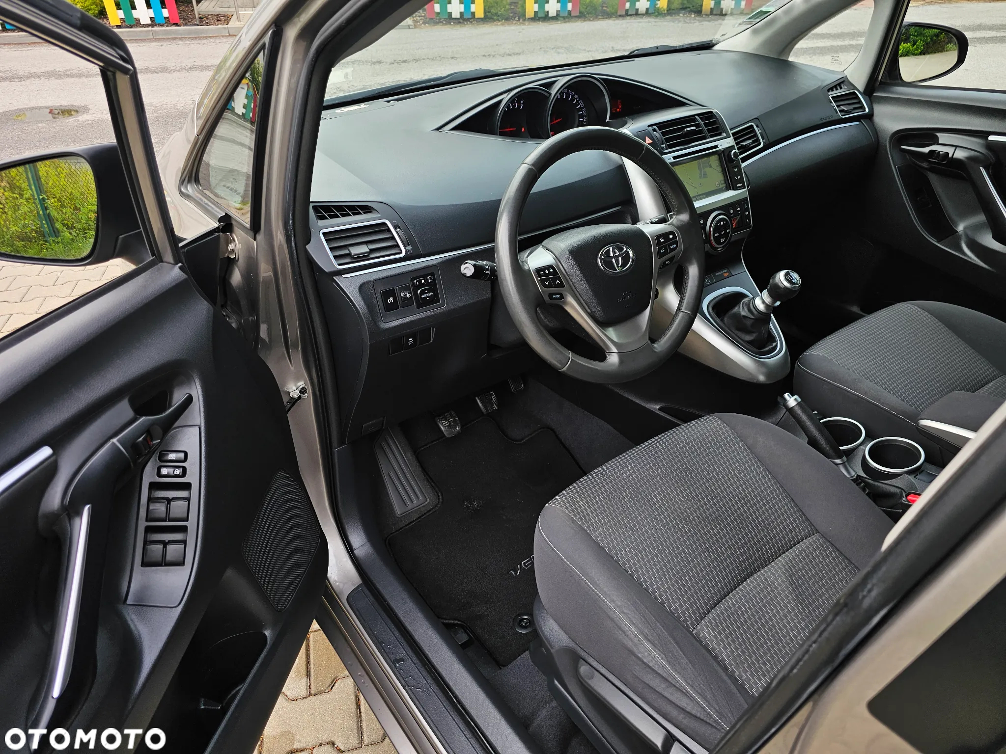 Toyota Verso 1.6 Active 7os EU6 - 8
