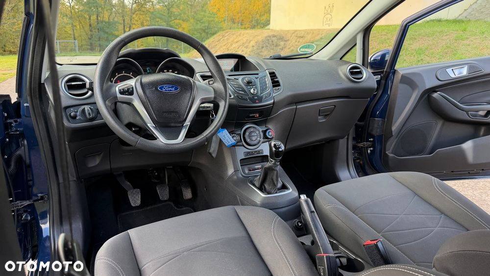 Ford Fiesta - 17