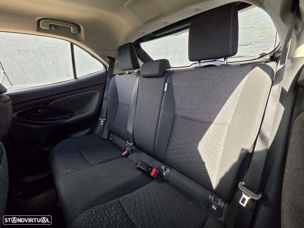 Toyota Yaris Cross 1.5 HDF Comfort Plus - 4