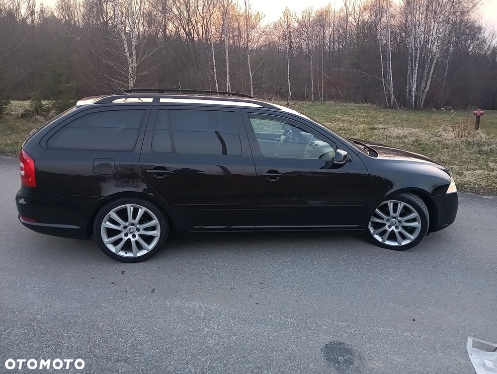 Skoda Octavia 2.0 TSI RS - 8