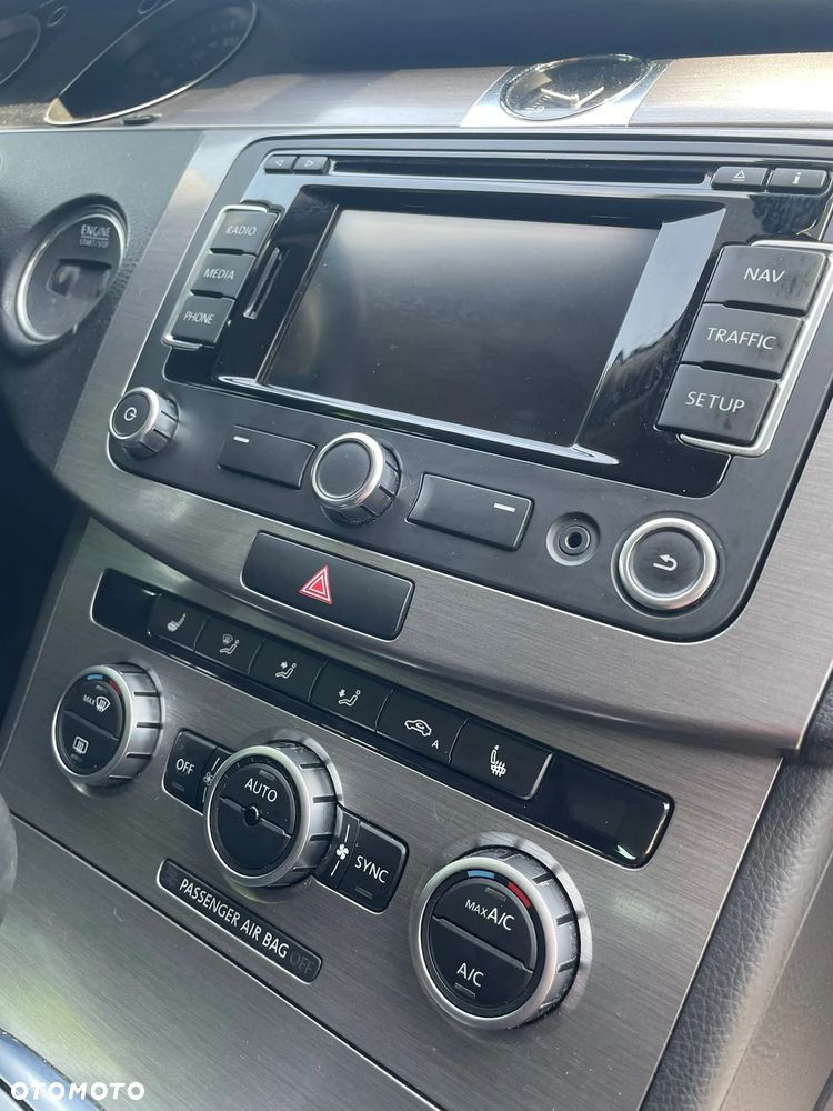 Volkswagen Passat 2.0 TDI Comfortline - 20